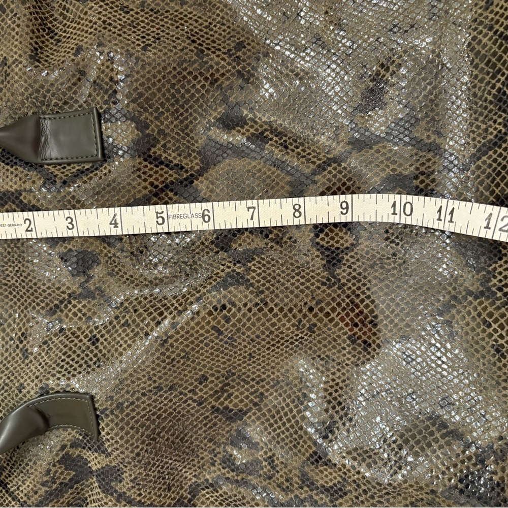 Snakeskin Patterned Handbag - Picture 5 of 5